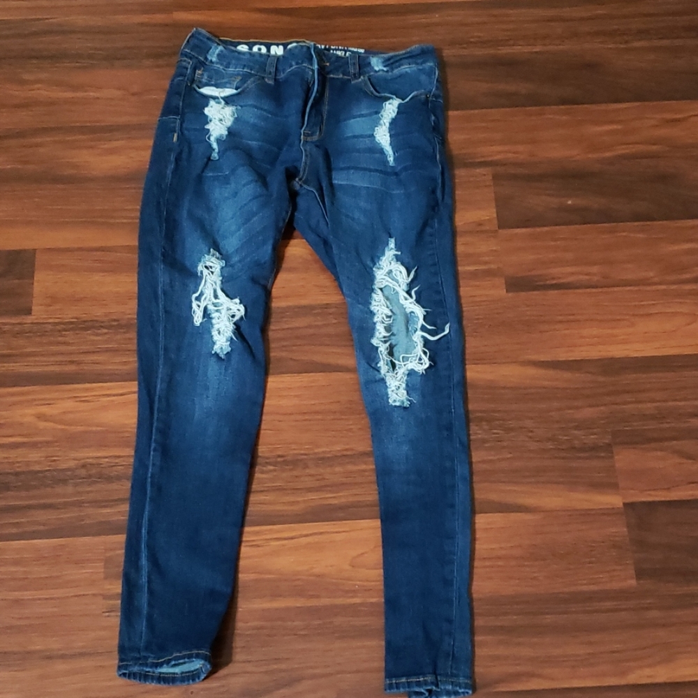 Song Jean's skinny distressed jean